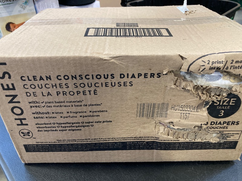 Photo 1 of The Honest Company Clean Conscious Diapers for Sensitive Skin | Hypoallergenic, Fragrance Free | Gender Neutral Prints | Super Club Box, Size 3 (16-28 lbs), 120 Count (Prints May Temporarily Vary)