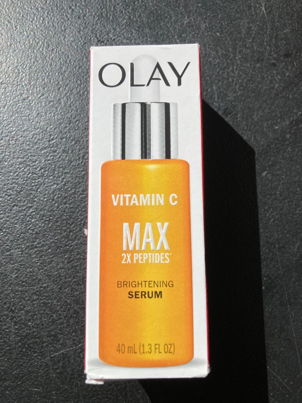 Photo 1 of Olay Vitamin C Max Brightening Serum, 1.3 FL OZ (40 mL)