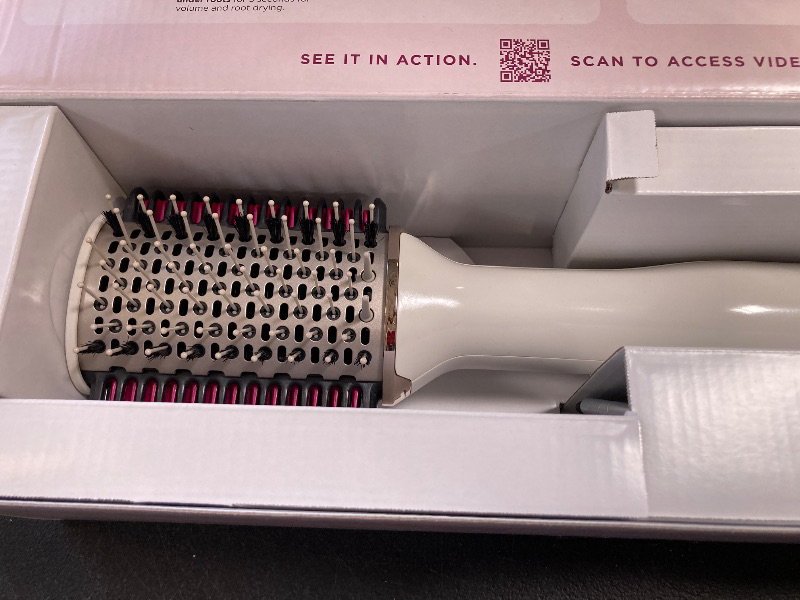 Photo 1 of Shark HT202 SmoothStyle Heated Comb + Blow Dryer Brush, Dual Mode, for All Hair Types, Silk