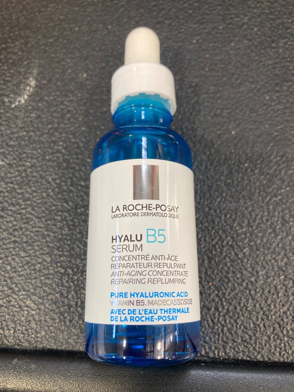 Photo 1 of La Roche-Posay Hyalu B5 Pure Hyaluronic Acid Serum for Face, Vitamin B5 + Hyaluronic Acid + Madecassoside, Hydrating Serum Visibly Plumps Skin, Sensitive Skin Safe, Anti Aging, Oil-Free