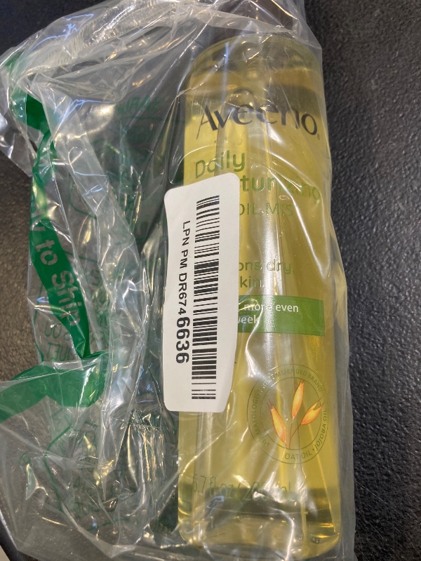 Photo 1 of Aveeno Daily Moisturizing Dry Body Oil Mist with Oat and Jojoba Oil for Dry, Rough Sensitive Skin, Nourishing & Hypoallergenic Body Spray, Paraben-, Silicone- & Phthalate-Free, 6.7 fl. oz