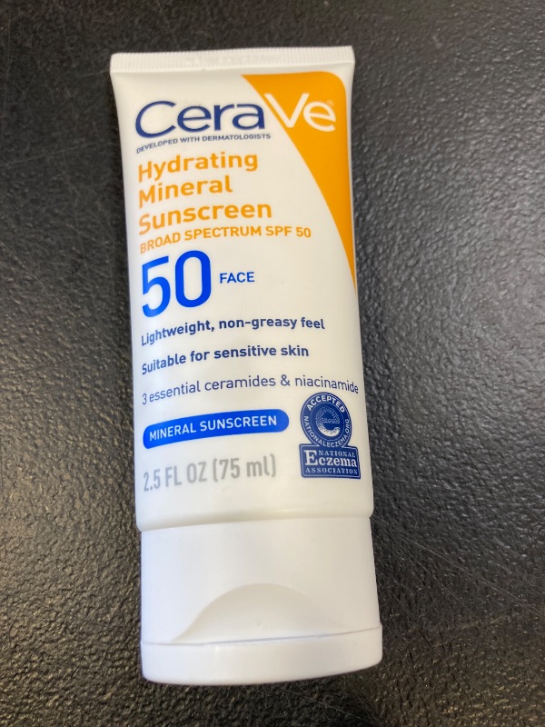 Photo 1 of CeraVe 100% Mineral Sunscreen SPF 50, Face sunscreen With Zinc Oxide & Titanium Dioxide, Hyaluronic Acid + Niacinamide + Ceramides, Oil Free, Travel Size 2.5 oz