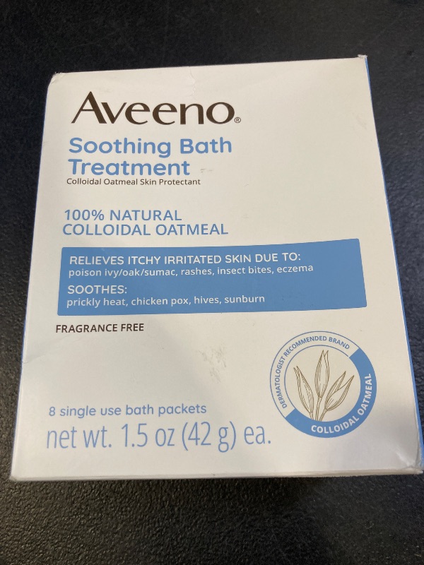 Photo 1 of Aveeno Fragrance Free Soothing Bath Treatment, 100% Natural Colloidal Oatmeal, Sensitive Skin Bath Soak for Relief of Dry, Itchy, Irritated Skin Due to Eczema & Hives, Bath Packets, 8 ct.