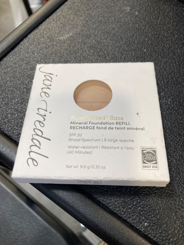 Photo 1 of Iredale Pure SPF 20 Pressed Powder Refill