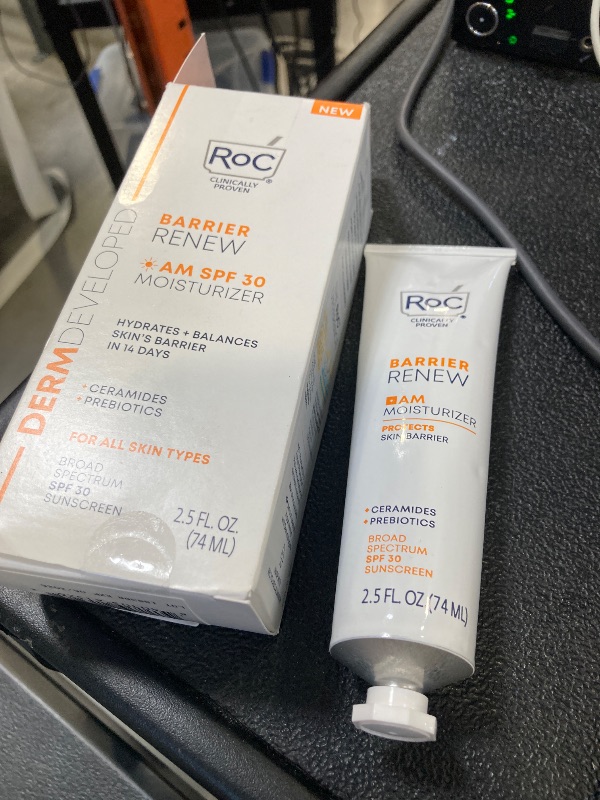 Photo 1 of RoC Barrier Renew AM Face Moisturizer - 2.5oz