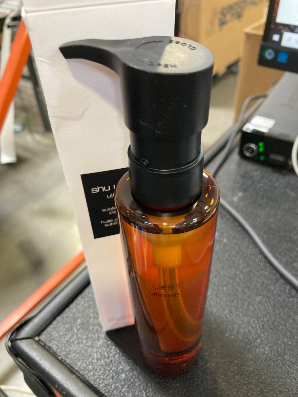 Photo 1 of Shu Uemura Ultime8 Sublime Beauty Cleansing Oil 150ml/5 Fl Oz
