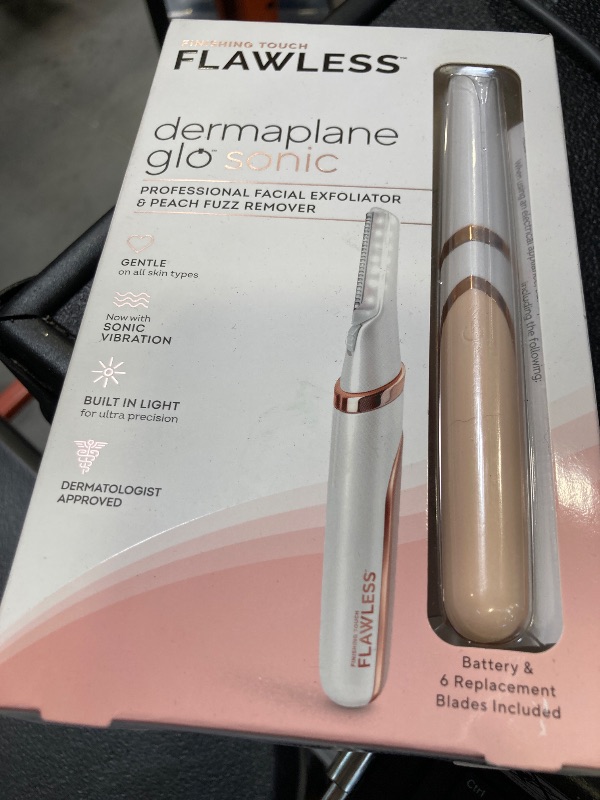 Photo 1 of Finishing Touch Flawless Dermaplane Glo Sonic Lighted Facial Exfoliator, Electric Vibrating Dermaplane Razor for Dermaplaning, Facial Hair Removal, 6 Replacement Heads