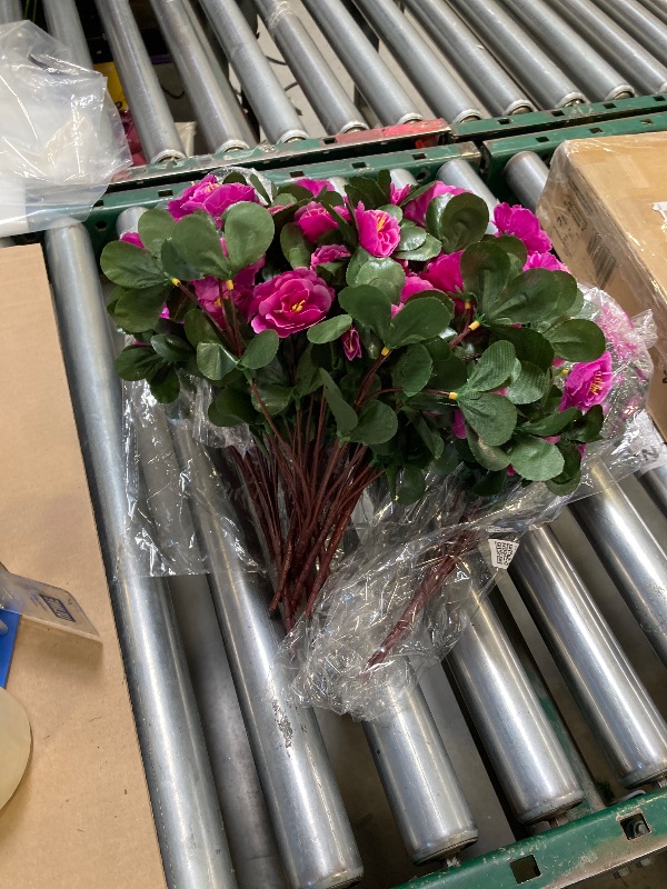 Photo 1 of 18pcs artificial decorative  flowers 