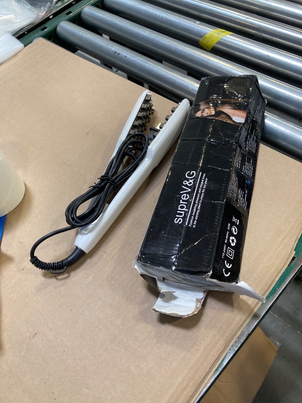 Photo 1 of SUPRE V&G STRAIGHTENER 65 WATTS INSTANT HEAT FLAT