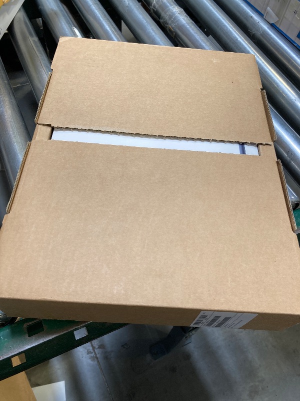 Photo 1 of FACTORY SEAL---Apple 2024 MacBook Air 13-inch Laptop with M3 chip: Built for Apple Intelligence, 13.6-inch Liquid Retina Display, 16GB Unified Memory, 512GB SSD Storage, Backlit Keyboard, Touch ID; Midnight
