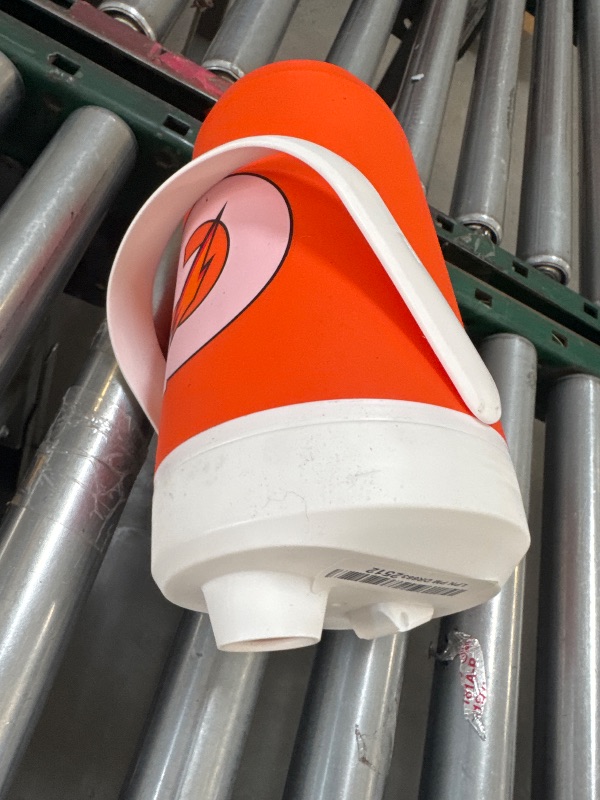 Photo 1 of Gatorade Half Gallon Cooler Jug, Sports Hydration Jug, BPA-Free, 64oz, Double Wall Insulation?