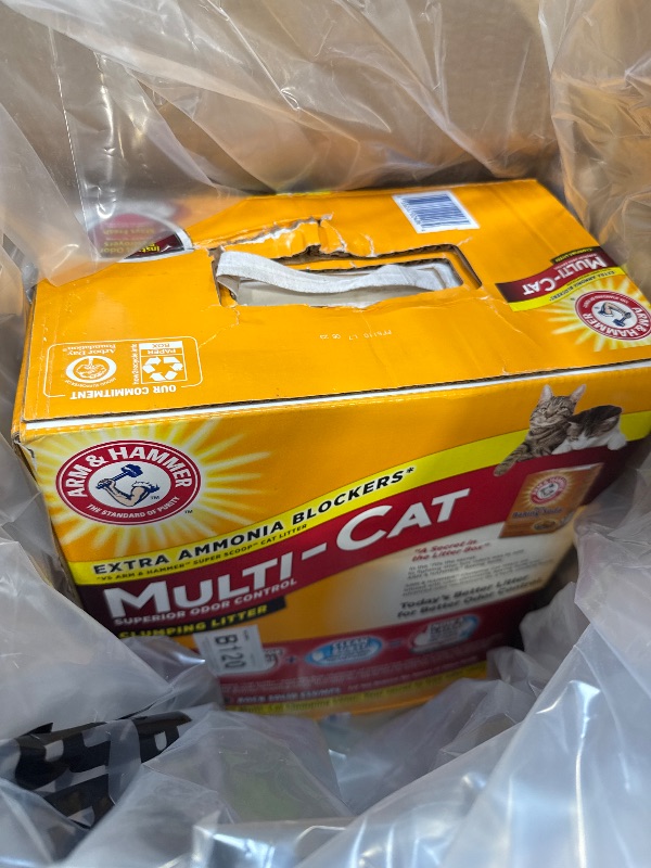 Photo 1 of Arm and Hammer Clumping Cat Litter, Multi-Cat Strength, 40 Pound Box