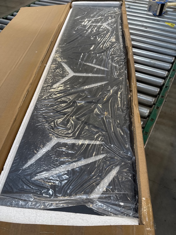 Photo 1 of 46.8 in. W x 71.37 in. H White Galvanized Sheet Outdoor Private Screen Decorative Art Panel


