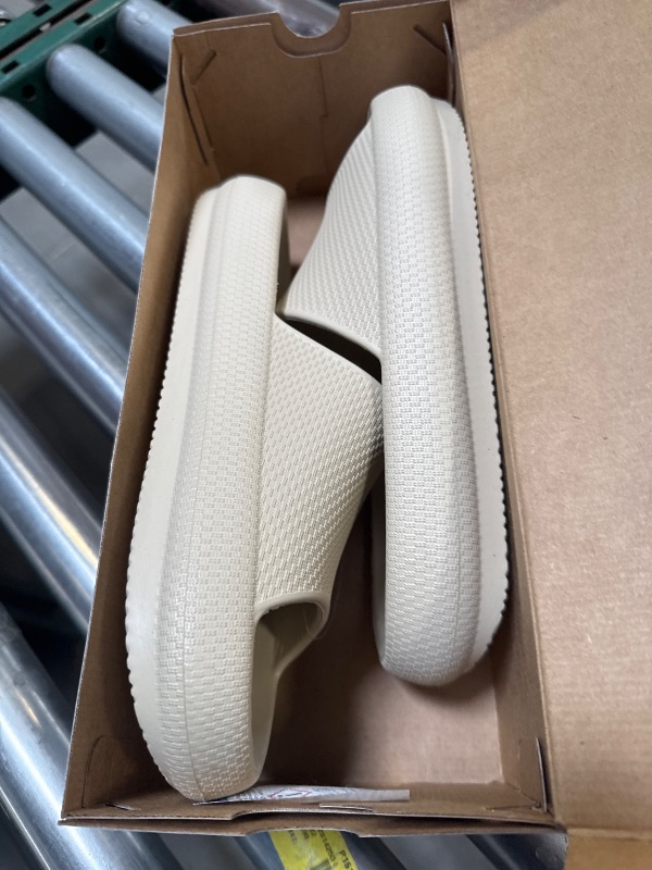 Photo 1 of 32 DEGREES Women S Cloud Slide | Slip-on | Waterproof | Pillow-Like Comfort | Lightweight l w9-10
