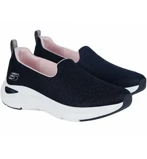 Photo 1 of Skechers Ladies' Arch Comfort Athletic Slip On Shoe Black/ Size 10