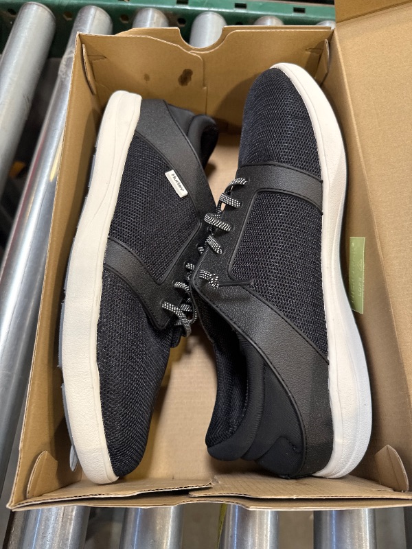 Photo 1 of Hurley Men's Lace Up Shoe mens 12
