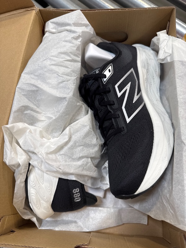 Photo 1 of New Balance Men's Fresh Foam X 880 V14 Running Shoe 9.5
