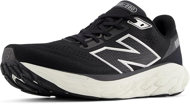 Photo 1 of New Balance Men's Fresh Foam X 880 V14 Running Shoe 9.5
