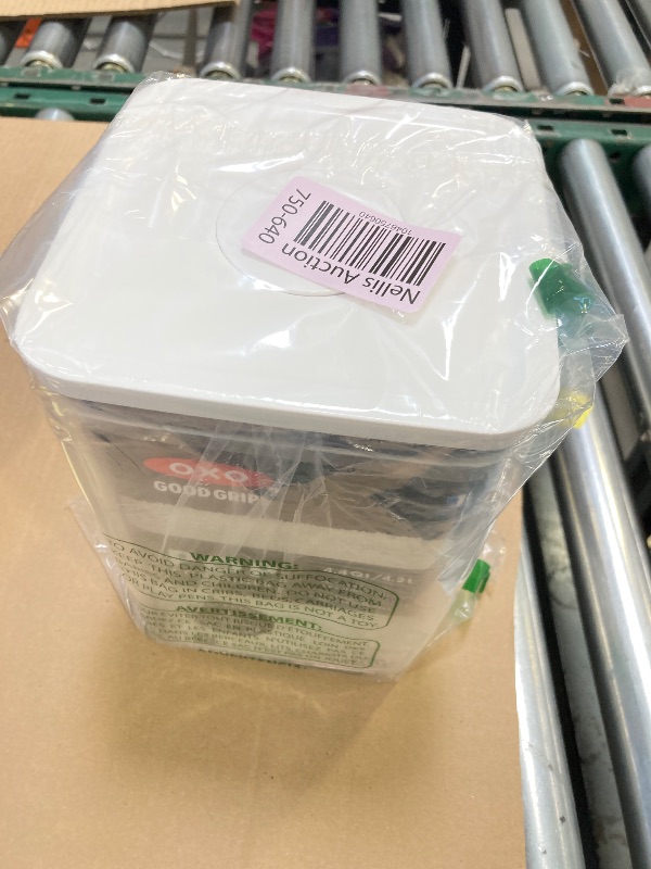 Photo 1 of OXO Good Grips POP Container - Airtight Food Storage - Big Square Medium 4.4 Qt Ideal for 5lbs of flour or sugar
