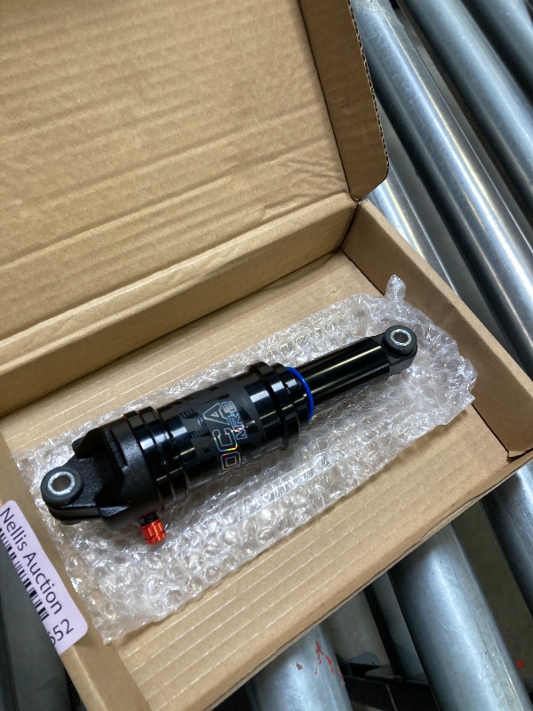 Photo 1 of DNM AO-38RC Mtb Rear Shock Bike Air Rear Shock Rebound/Lock Out - Manual Remote - Adjustable Air Pressure (190 x 50 mm (7.48" x 1.97"))