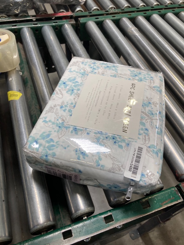 Photo 1 of Viviland Floral Queen Sheet Set 4 Pieces Light Blue Flower Bed Sheet Soft Breathable Brushed Microfiber Bedding Sheets & Pillowcases Wrinkle Free Fitted Sheet with 15" Deep Pocket for Queen Size