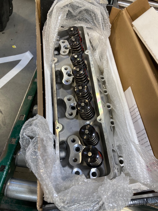 Photo 1 of Missing box 1 of 2( ONLY box 2 of 2) ----Speedmaster PCE281.2003 Compatible with Chevy SBC 350 190cc 64cc Angle Hydraulic Roller Assembled Cylinder Heads