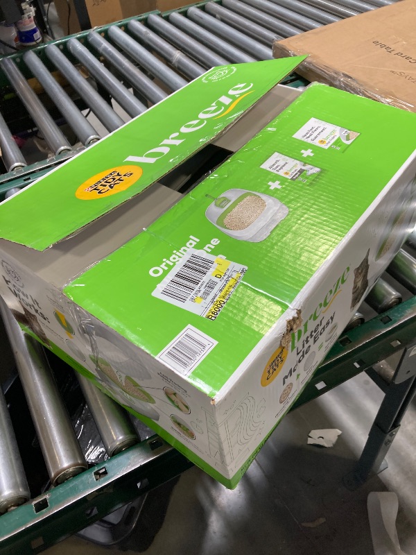 Photo 1 of Tidy Cats Purina Non Clumping Litter System Breeze XL All-in-One Odor Control & Easy Clean Multi Cat Box 3.5 lbs.
