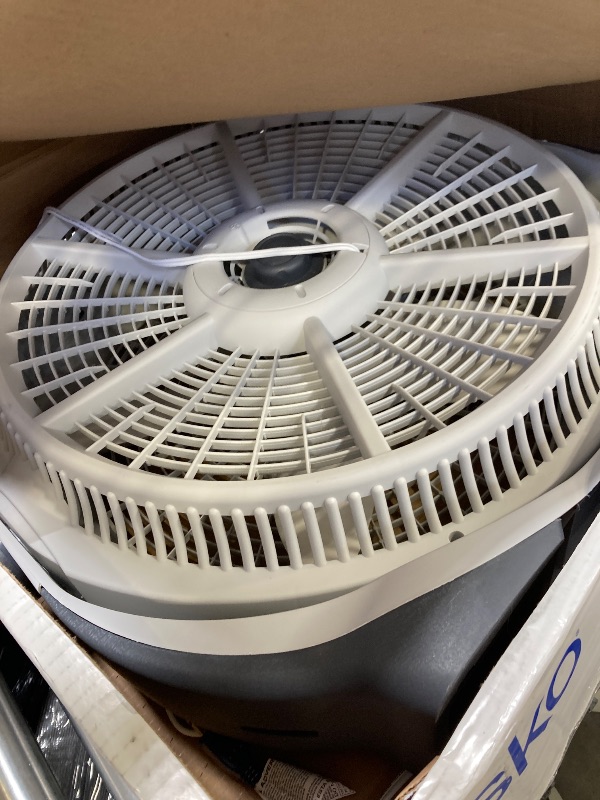 Photo 1 of Lasko 20" Wind Machine Air Circulator, Gray A20301