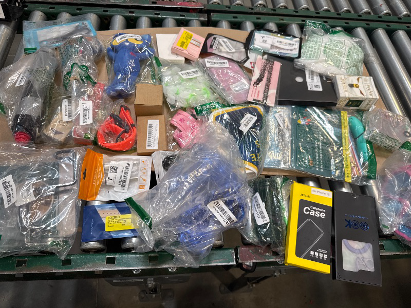 Photo 1 of Box Lot of Miscellaneous Items/Final Sale 