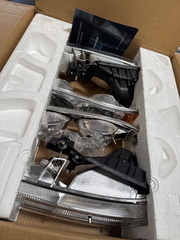Photo 1 of for 99-02 Chevy Silverado 1500 2500; for 01-02 Silverado 1500HD 2500HD 3500HD; for 00-06 Tahoe Suburban Headlight+Bumper Parking Turn Signal Marker Light 4PCS
