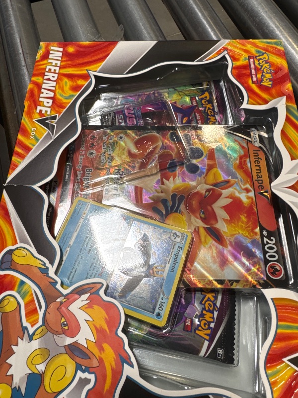 Photo 1 of Pokemon Trading Cards: Infernape V Box