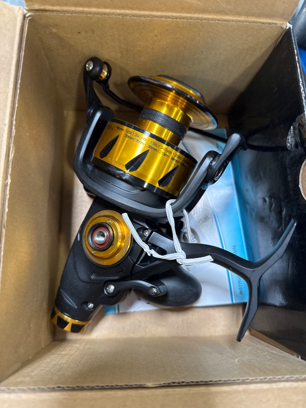 Photo 1 of PENN Spinfisher VI Live Liner Spinning Surf/Nearshore Fishing Reel, HT-100 Front Drag, Max of 30lb | 13.6kg, Built with Carbon Fiber Washers, Black Gold