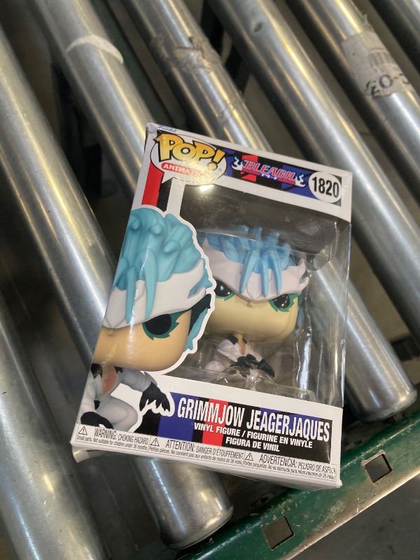 Photo 1 of Funko Pop Animation: Bleach - Grimmjow Jaegerjaquez Jeagerjaques - 1/6 Odds for Rare Chase Variant - (Glow in The Dark), (Styles May Vary) - Collectable Vinyl Figure - Gift Idea - Anime Fans