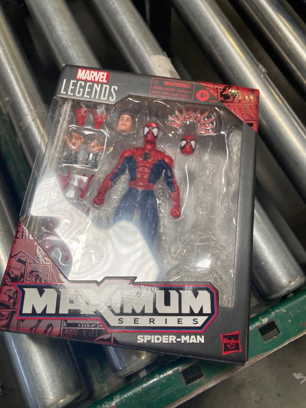 Photo 1 of Marvel Legends Maximum Series Spider-Man, Deluxe Spider-Man Comics Collectible 6-Inch Action Figure; Amazing Articulation; Spectacular Accessories