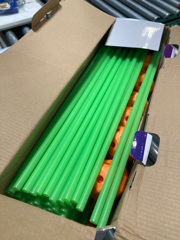 Photo 1 of VEVOR Fort Building Kit for Kids, 140PCS Glow in The Dark STEM Building Toys, Educational Gift for 4 5 6 7 8+ Year Old Boys & Girls Indoor Outdoor Kids Fort Building Kit with 96 Rods and 44 Balls