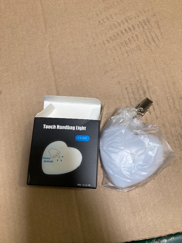 Photo 1 of Beaupretty 2Pcs Purse Light: Handbag Light - Led Heart Sensor Activated Handbag Lamp - Automatic Motion Touch Night lamp for Women Girls