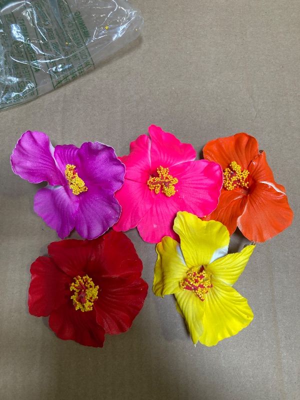 Photo 1 of 6Pcs Hawaiian Hibiscus Flower Beach Hair Clips - 3.5 Inch Hair Accessories for Women