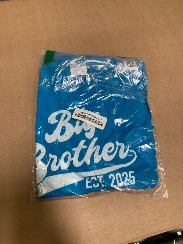 Photo 1 of Big brother est. 2025 for pregnancy announcement or new baby T-Shirt