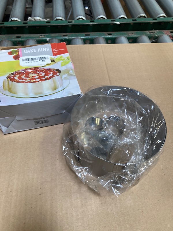Photo 1 of HISECOO Cake Mold-Cake Ring-Adjustable Round Stainless Steel 6 to 12 Inch Cake Mold - Stainless Steel 3 inch Dessert Mousse Molds withCake Baking Supplies (2Pcs Round With Heart Shape)