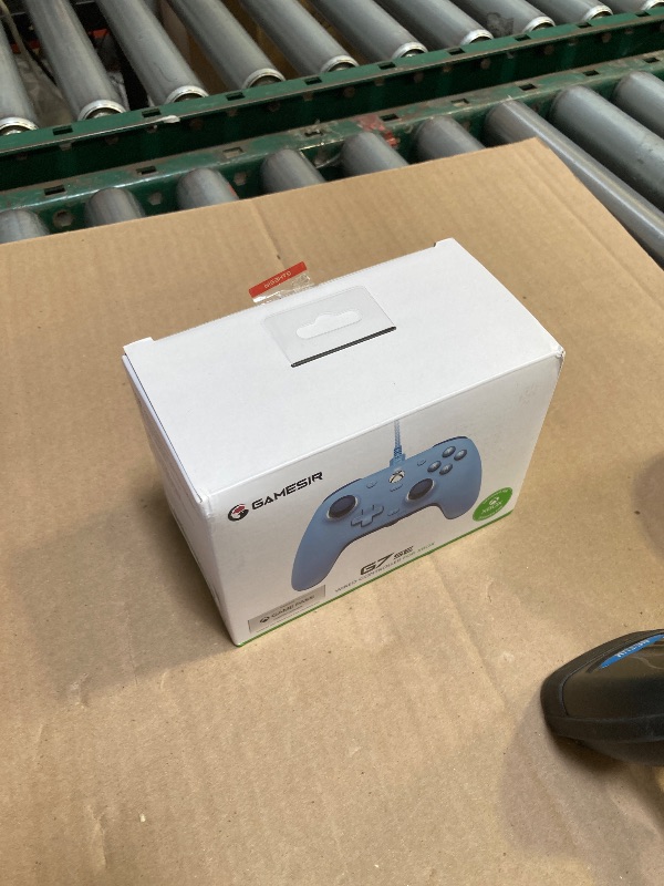 Photo 1 of GameSir G7 SE Blue Wired Xbox Controller for PC, Xbox Series X/S, Xbox One, Officially Licensed Hall Effect Xbox Controller with 3.5mm Earphone Port, 2 Mappable Back Buttons, 1000hz, Anti Stick-Drift
