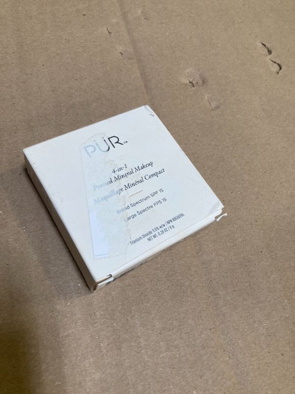 Photo 1 of PUR Beauty 4-in-1 Pressed Mineral Makeup Powder Foundation with SPF 15 - Concealer & Finishing Compact Pressed Powder for Face - Buildable Medium to Full Coverage Foundation Powder (Linen)