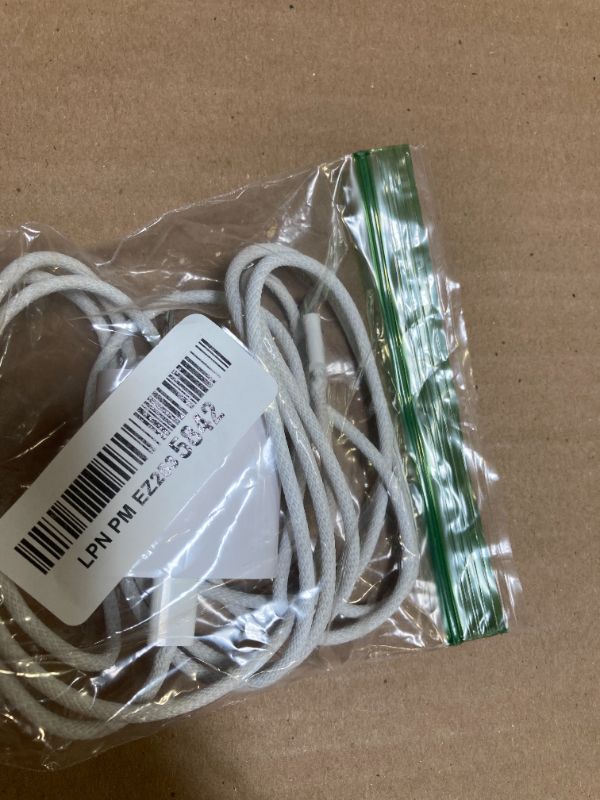 Photo 1 of 20W Type C Fast Wall Charger Block for iPhone 16e 16 15,AirPods 4 4th, AirPods Max 2024, AirPods Pro 2 2nd, iPad Pro 13/12.9, iPad Air 13 Generation,iPad 10th Tablet USB C to USB C Charging Cord Cable