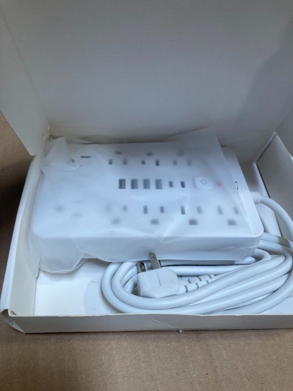 Photo 1 of JouleLoom 6 FT Flat Plug Surge Protector Power Strip,11 Multiple AC Outlets with 6 USB Ports (2 USB C), 6 Feet Extension Cord, 1250W/10A, One Touch Switch Button, 17 in 1 Compact powerstrip-White