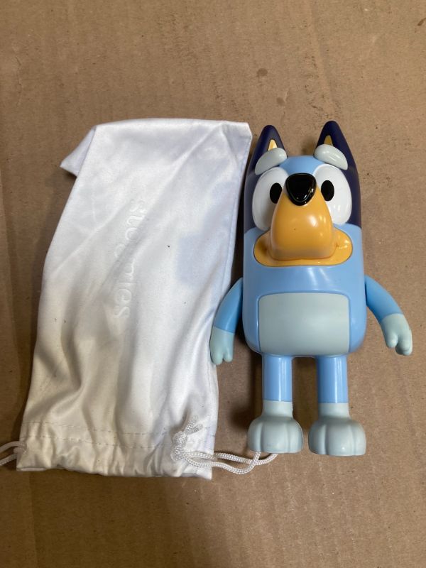 Photo 1 of Bluey Talking Toy Chat Mates Playset, Articulated, Talking Kids Toy with 10 Iconic Phrases, Interactive Play Toys Figures Set for Kids, Ages 3+