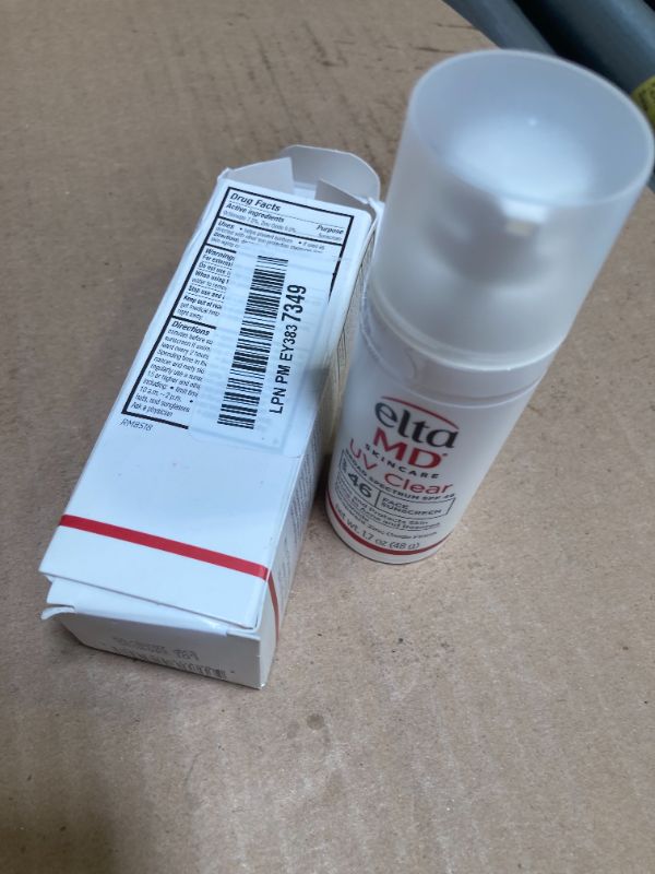 Photo 1 of EltaMD UV Clear Face Sunscreen SPF 46, Oil Free for Face with Zinc Oxide, Dermatologist Recommended Sunscreen Lotion, For Acne-Prone Sensitive Skin, 1.7 oz Pump