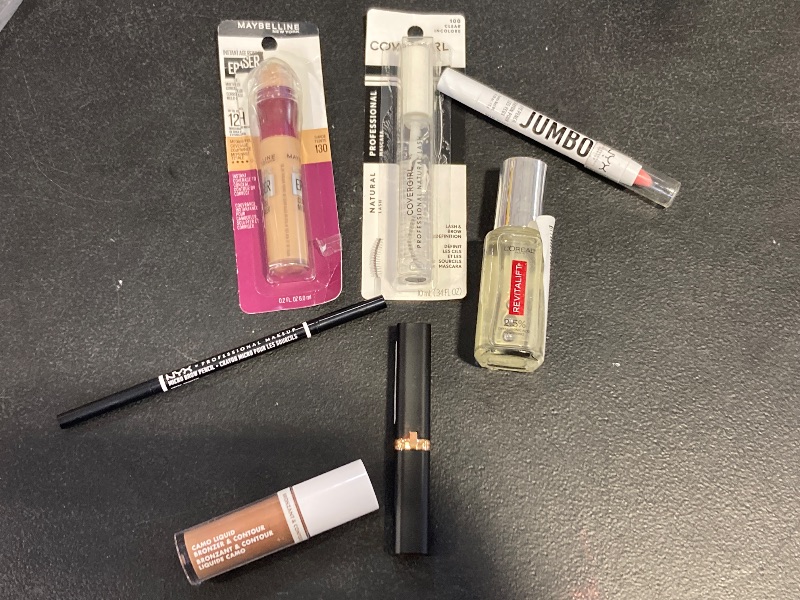 Photo 1 of Beauty Bundle- SOLD AS IS- read clerk notes.