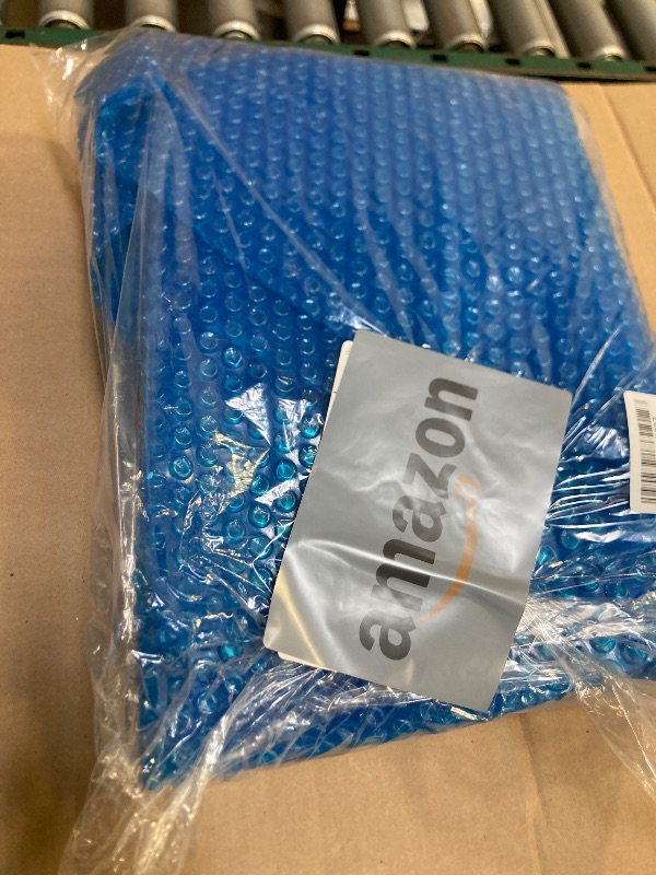 Photo 1 of Evoio Solar Pool Cover 6 ft Round for Above Ground Inground Pools Bubble Wrap Covers for Hot Tub Spa Thermal Heating, 15 Mil Circle Blue Floating Blanket for 6-24 Foot Feet Diameter Swimming Pools