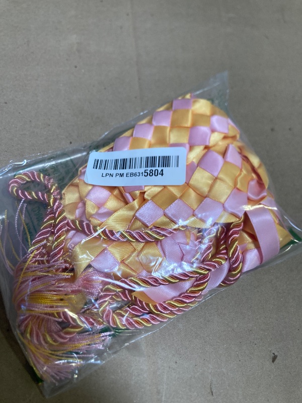 Photo 1 of Lyrow Graduation Money Lei Class of 2025 Double Braided Lei Gift Graduation Cash Gifts Pull Ideas for High School College Party Supplies