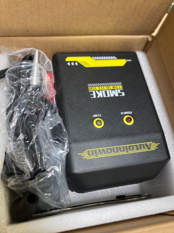 Photo 1 of Machine Automotive Diagnostic Tester - 12V DC EVAP Vacuum Leak Detector for Pipe System