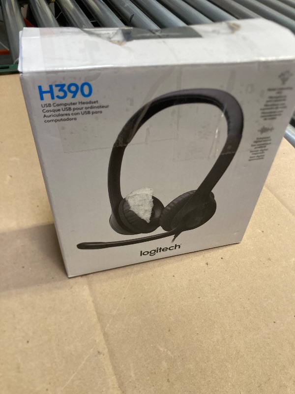 Photo 1 of Logitech H390 Gaming Headphones, Wired Headphones with Mic, USB Headset with Microphone for PC, Noise Cancelling Microphone for Video Meetings, Music, Gaming - Black